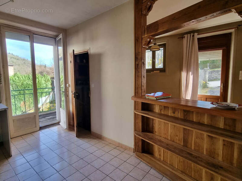 Maison à LAGUENNE