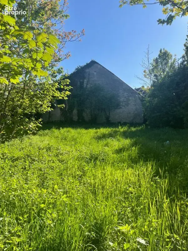Maison de village à fort potentiel  133 m² + combles aménageables  Proche Saint-Amand-Montrond - photo 4