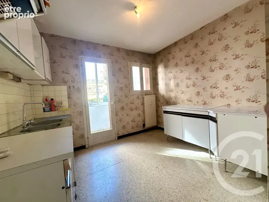 Appartement 4 pièces 78 m² à vendre à Six-Fours-Les-Plages (83140) - photo 7