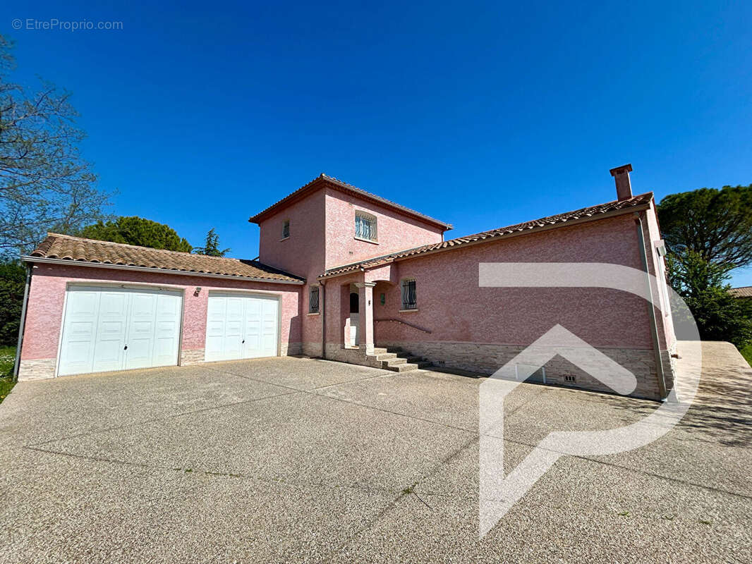 Maison à VILLEVEYRAC