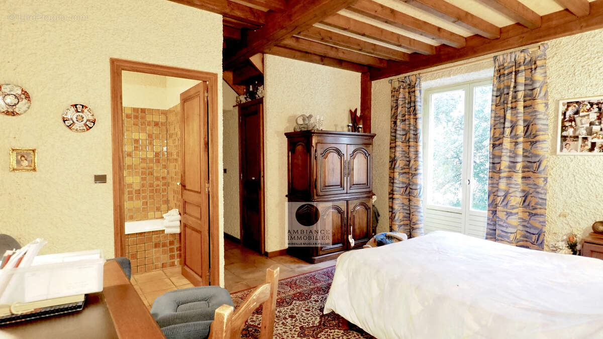 Maison à CLIOUSCLAT