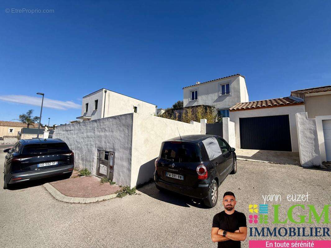 Maison à MILHAUD