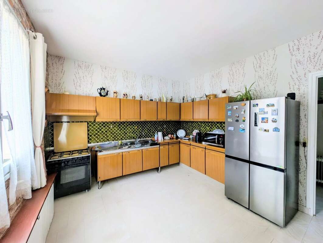 Ref 2152 - Maison 5 pièces - Sous-sol aménagé - jardin et garage - photo 5
