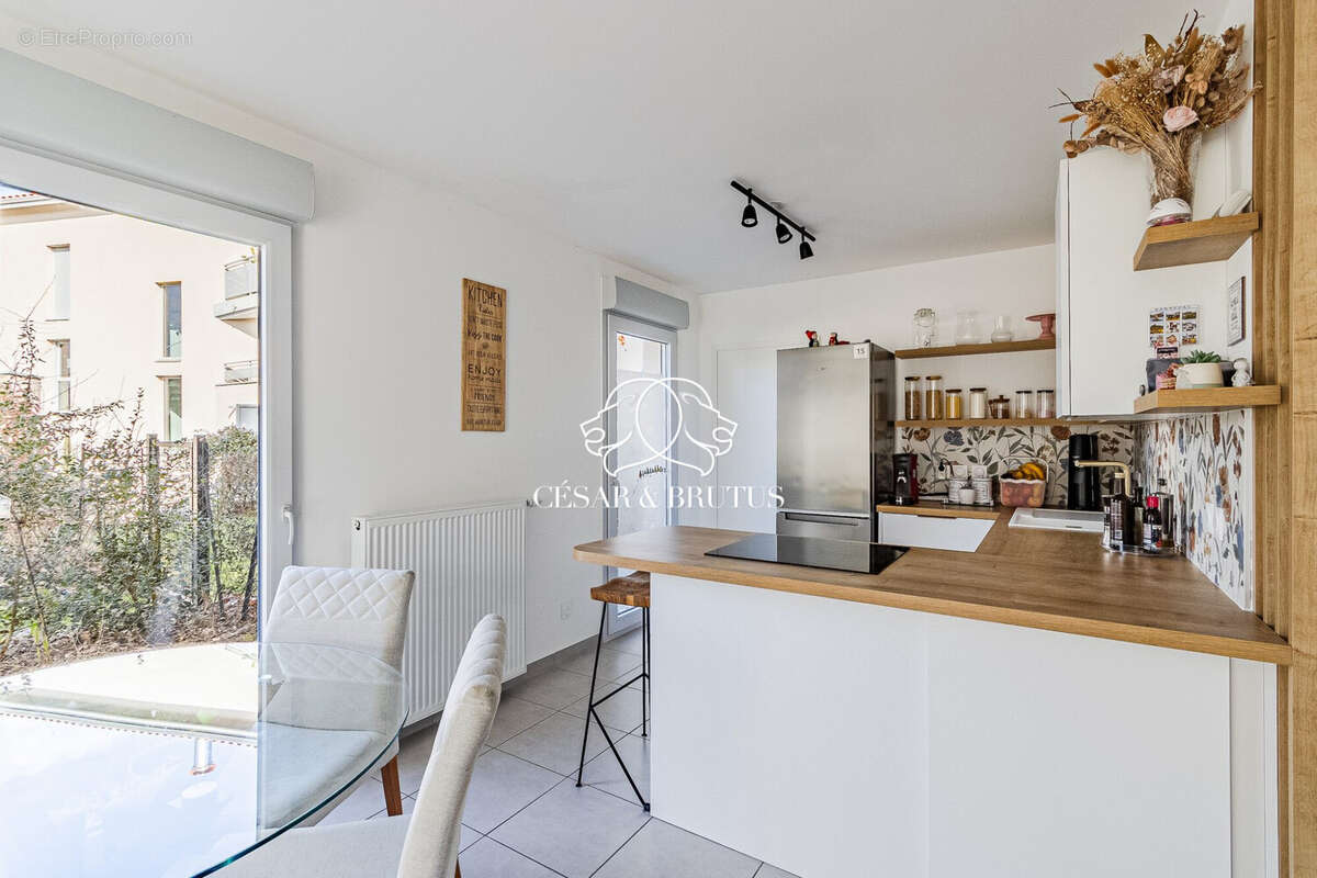 Appartement 71 m² à Marcy-L'etoile  - photo 6