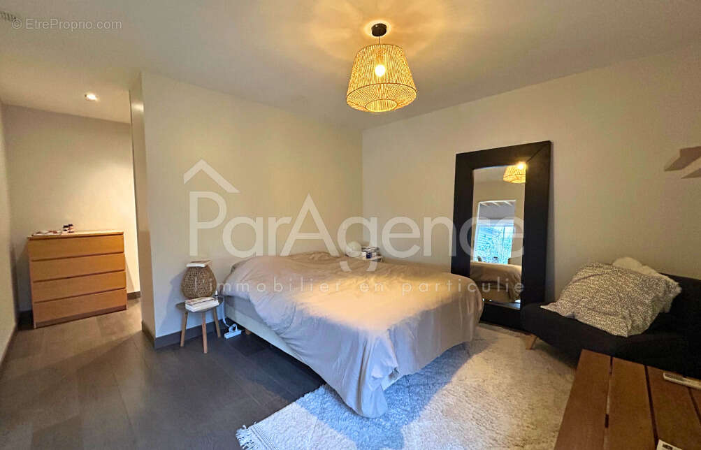 Maison à CHAILLEVETTE