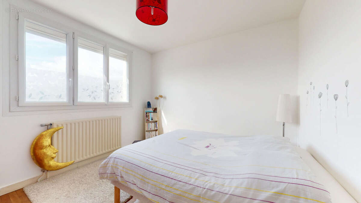 Appartement Echirolles 4 pièce(s) 69.7 m2 - photo 2