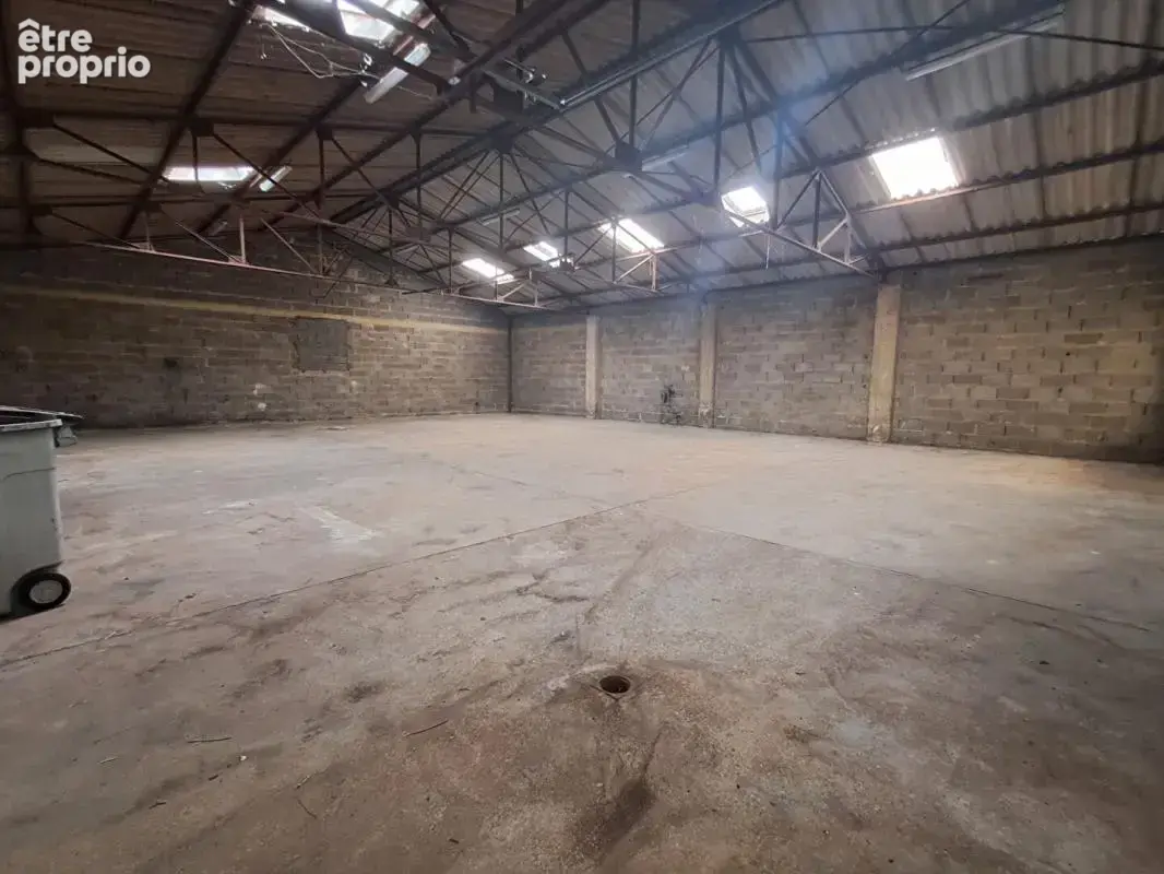 Batiment d'activité  540 m2 - photo 9