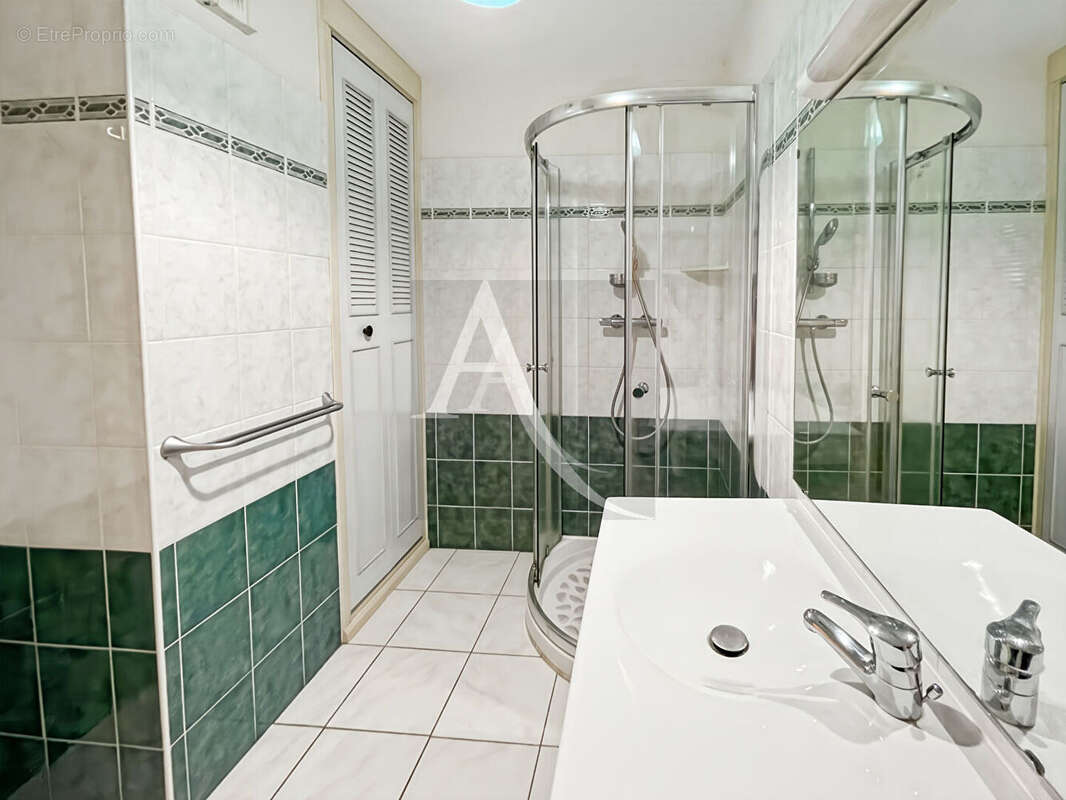 Appartement avec terrasse et ascenseur - Villeneuve-sur-Lot - 3 pièces - 80 m2 - photo 8