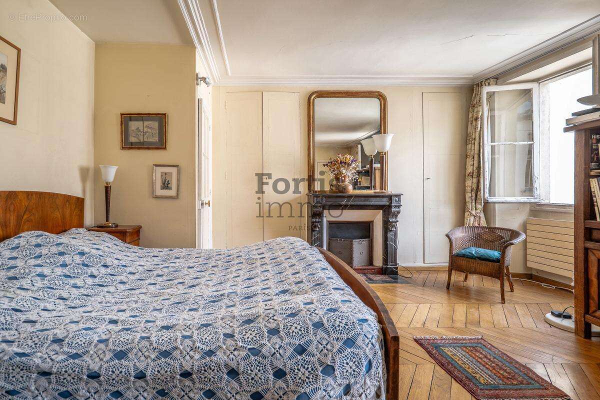 Appartement à PARIS-6E