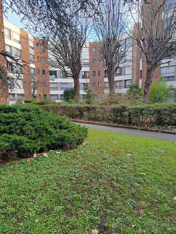 Appartement à ISSY-LES-MOULINEAUX