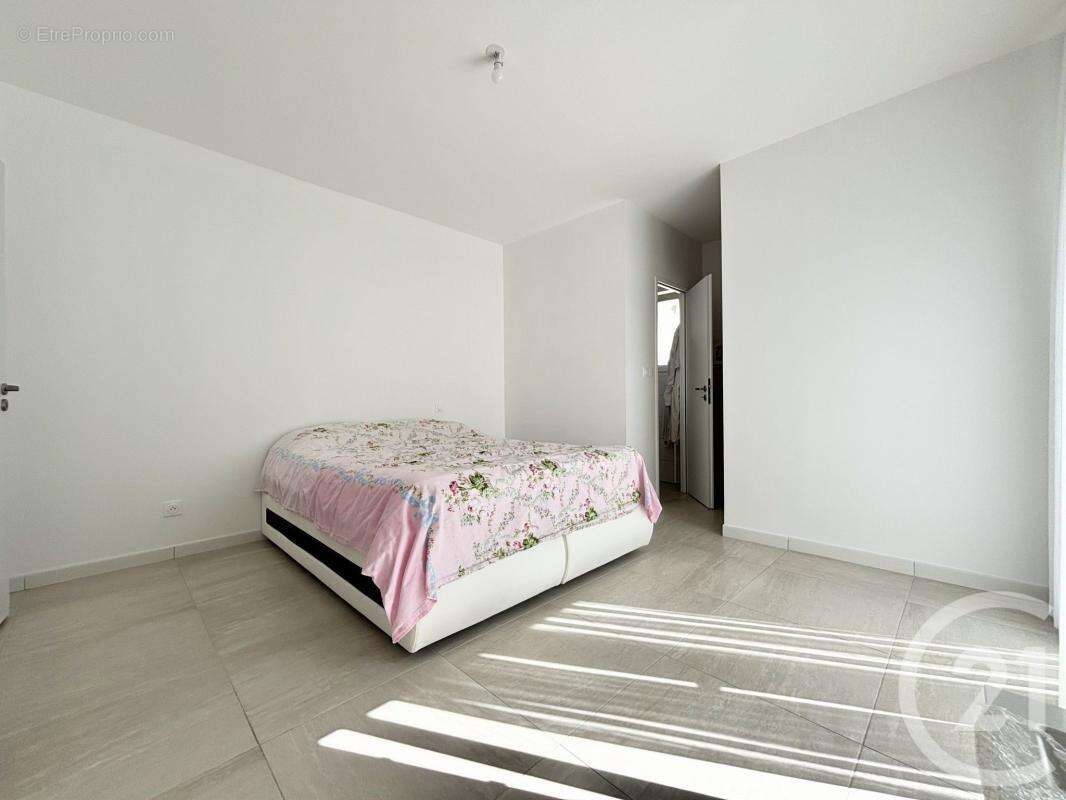 Maison 197 m² à Panazol  - photo 19