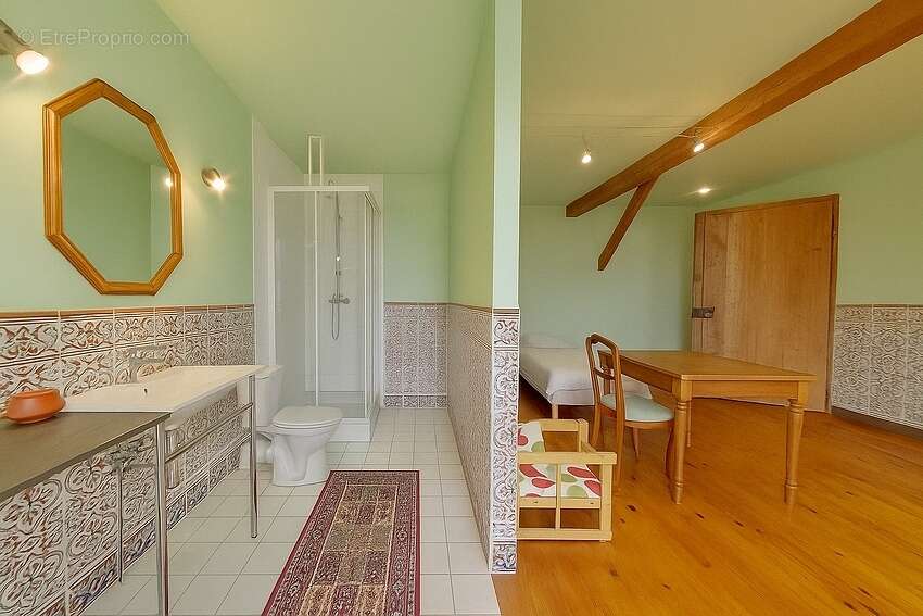 Maison à LAGUIAN-MAZOUS