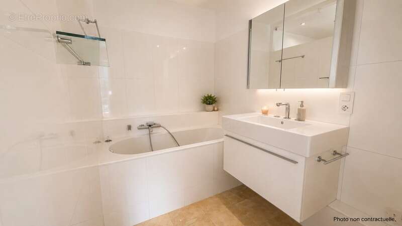 Appartement à SAINT-TROPEZ