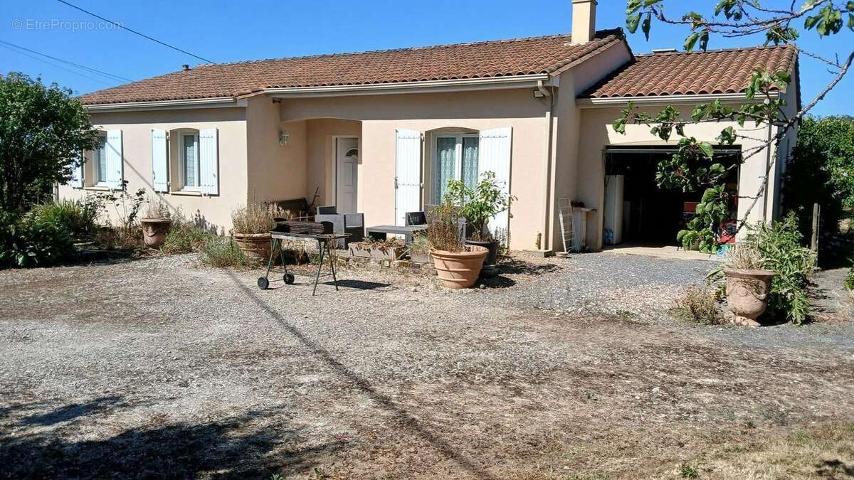 Maison à SAINT-CLAUD