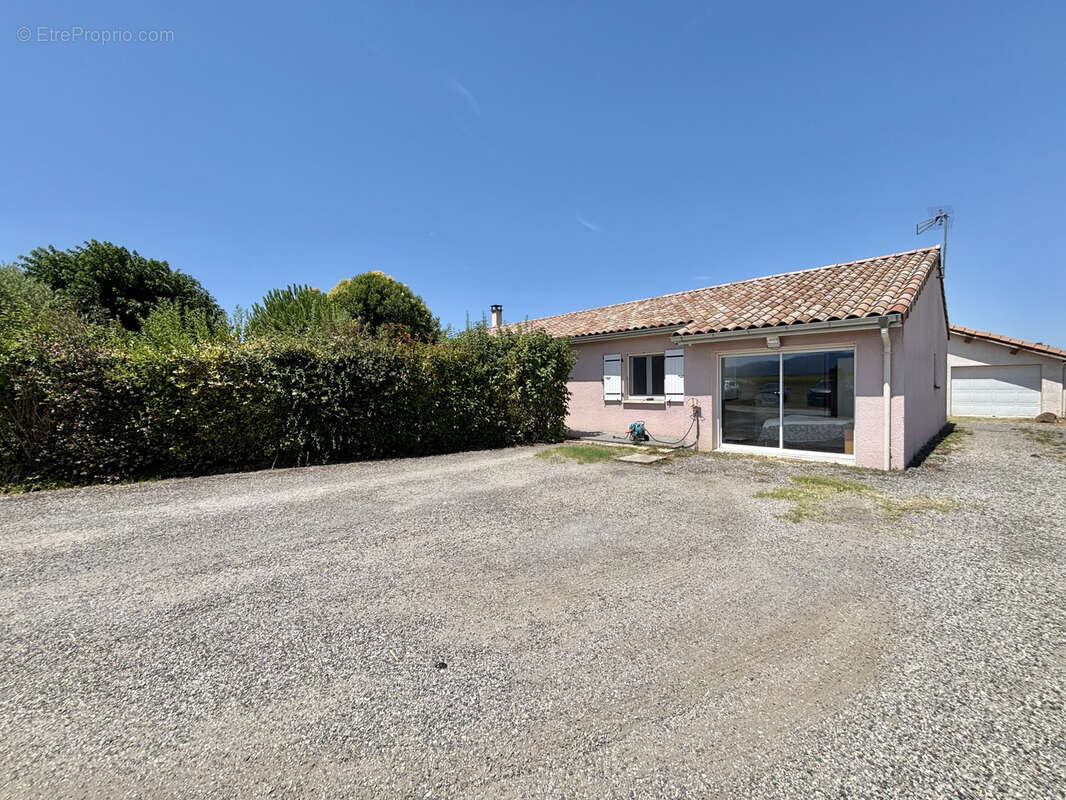 Charpey   maison familiale 129,72 m2   dpe b   5 chambres   double garage   terrain 1 000 m2 - photo 19