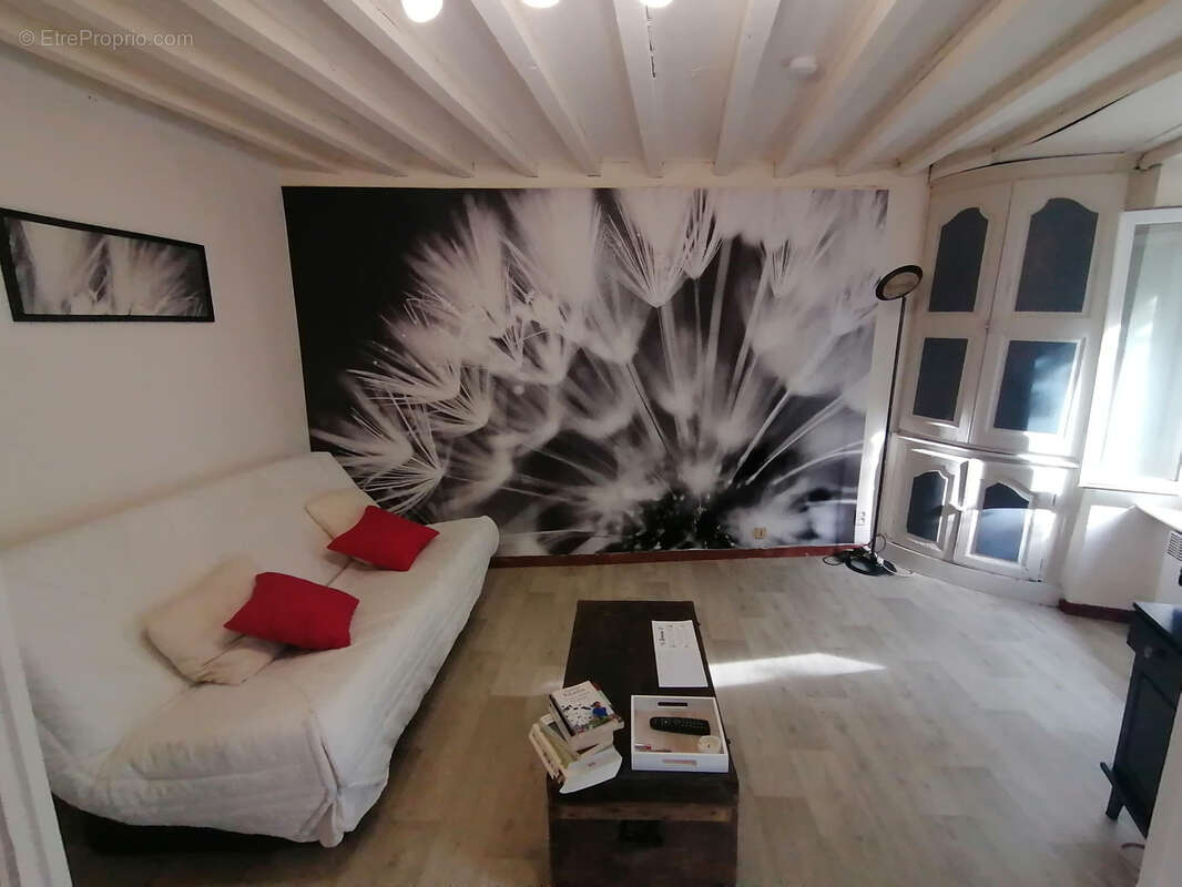 Maison à CAUDEBRONDE