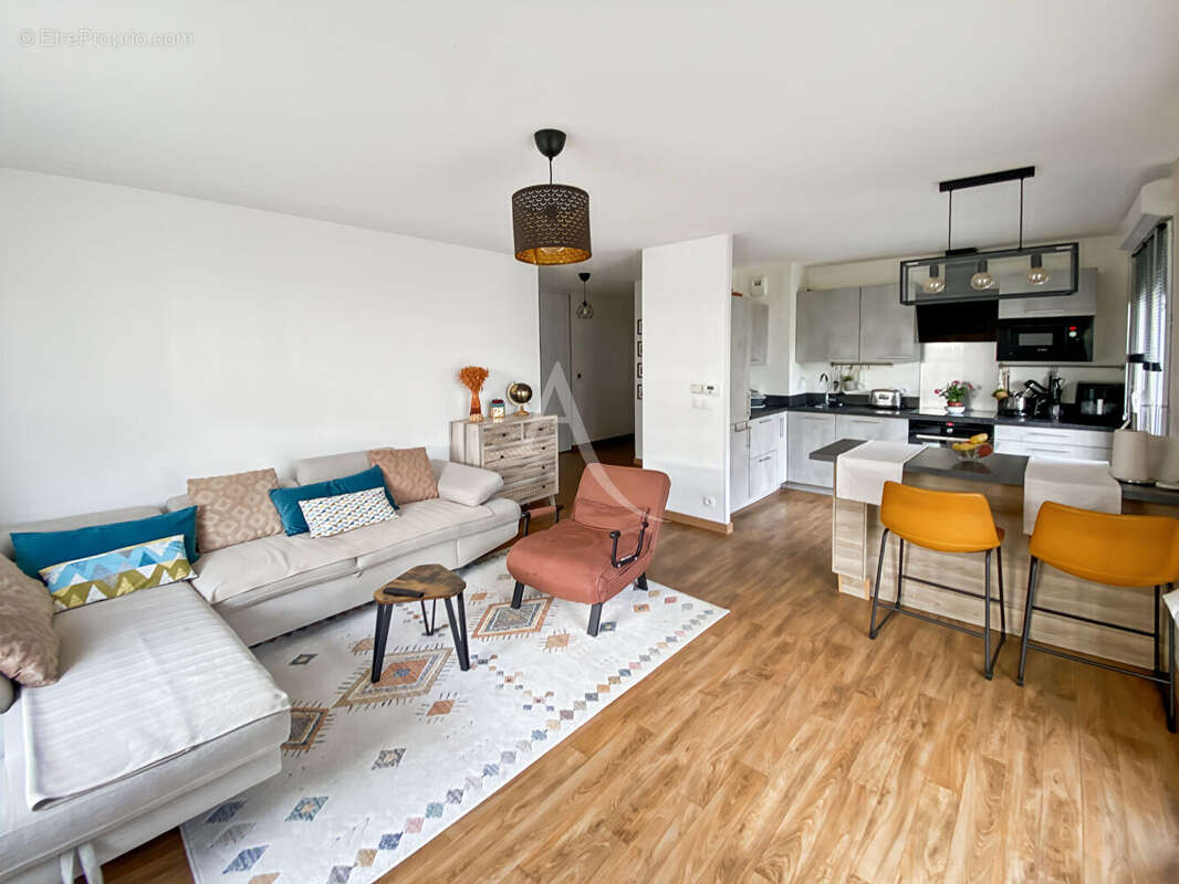 Appartement à VAUREAL
