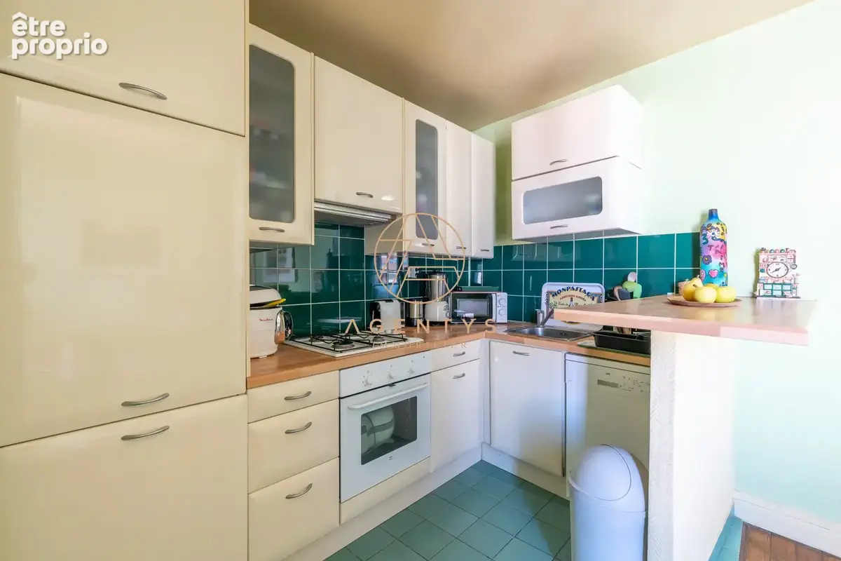 Appartement 3 pièces 50 m² à vendre à Nogent-Sur-Marne (94130) - photo 2