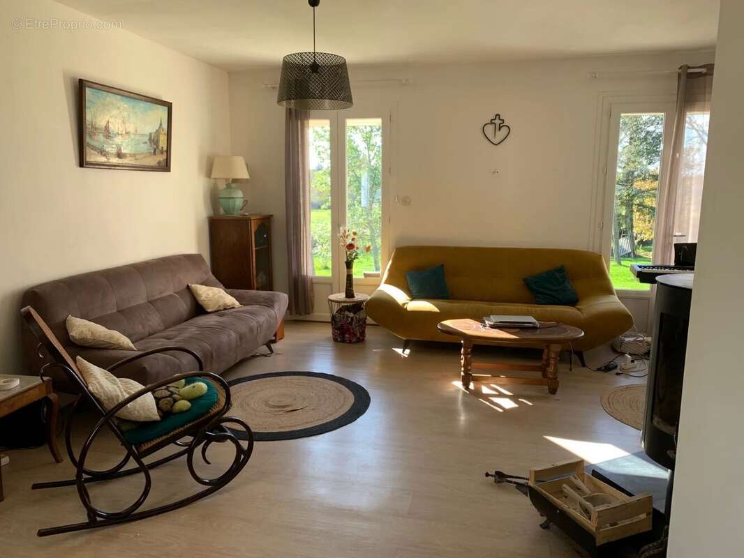 Maison à PARAY-LE-MONIAL