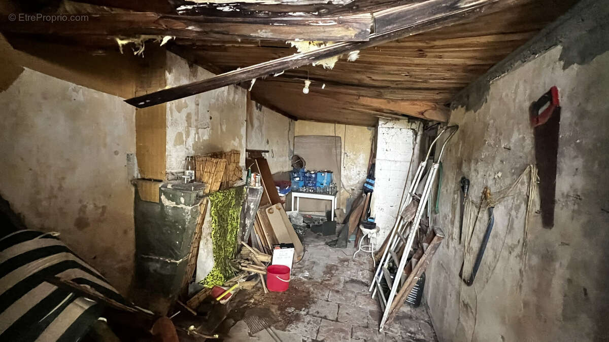 Maison à CAMBLANES-ET-MEYNAC