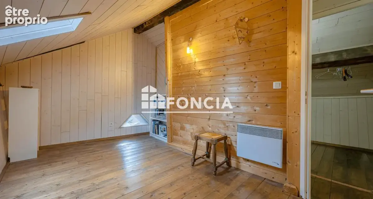 Annecy - Vieux Quartier Type 3 Duplex - photo 10
