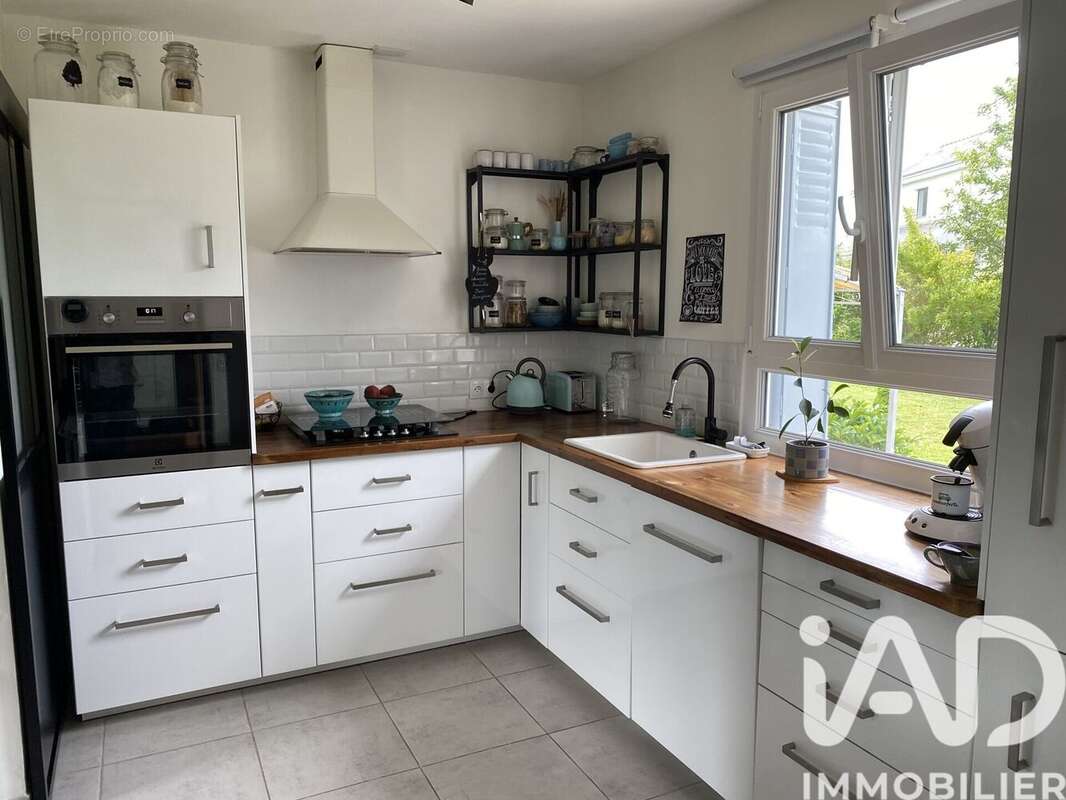 Photo 5 - Maison à ETREPAGNY