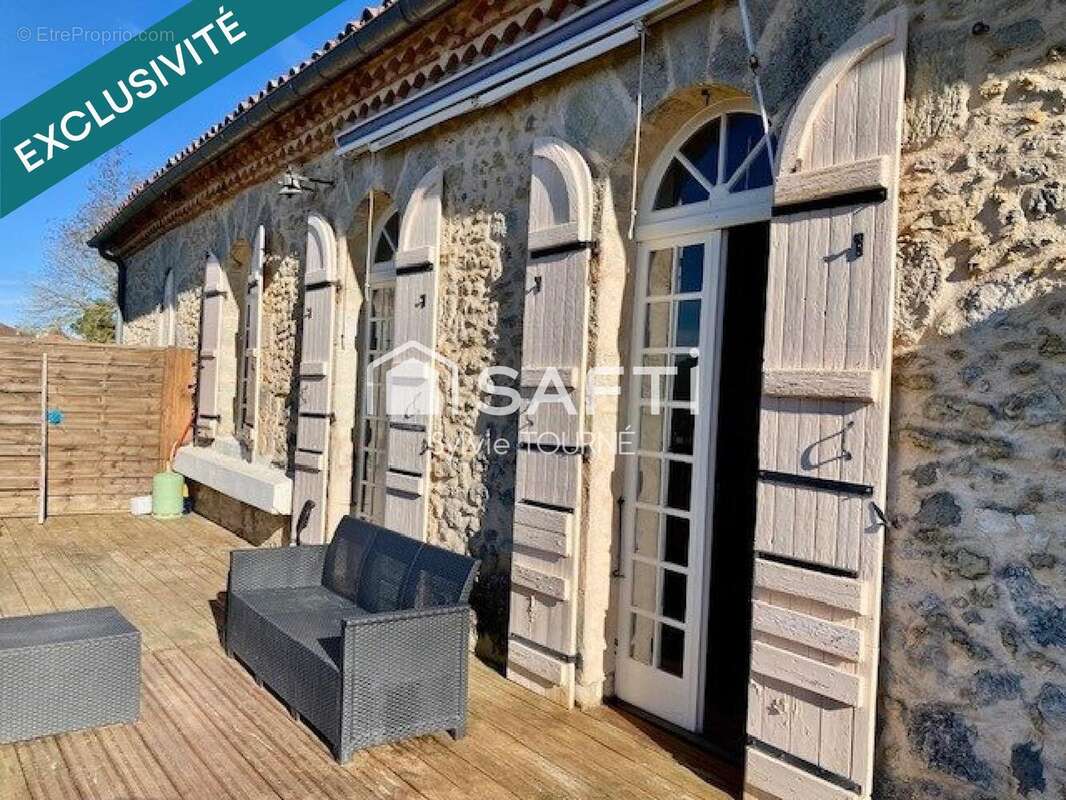 Maison 190 m² à Castelnau-D'auzan  - photo 5