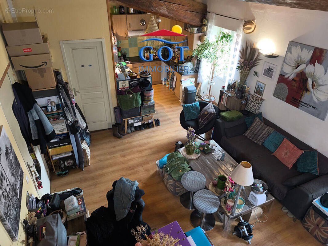 Appartement à SAINT-LAURENT-DE-LA-SALANQUE