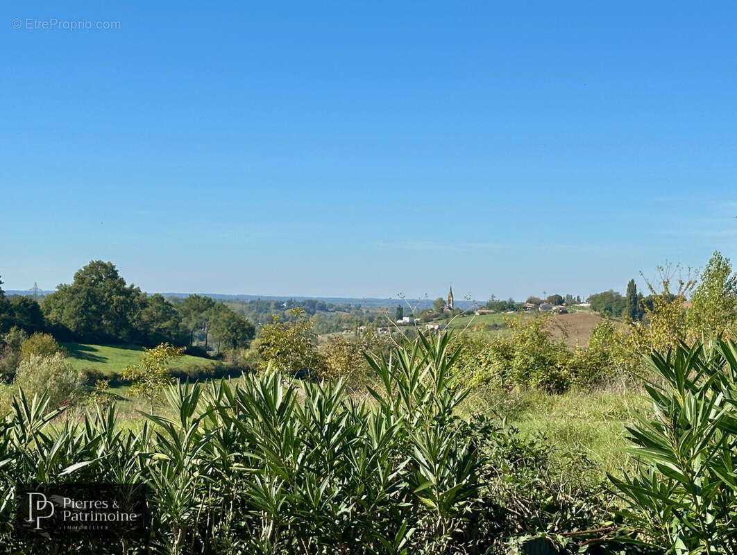 Maison à MAUVEZIN-SUR-GUPIE