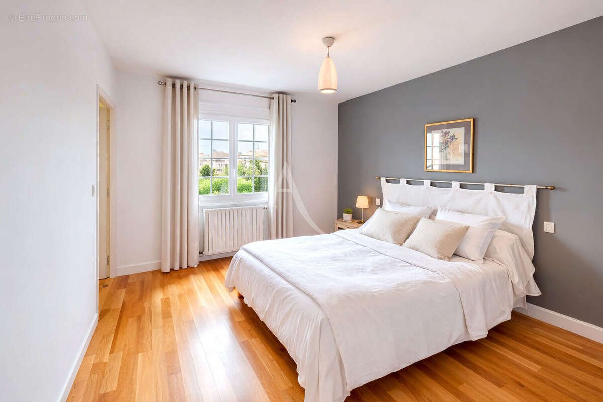 Maison à SAINT-ORENS-DE-GAMEVILLE