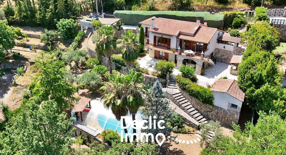 Villa - 4 chambres - vue degagee - piscine - jardin mediterraneen - bar sur loup - photo 10