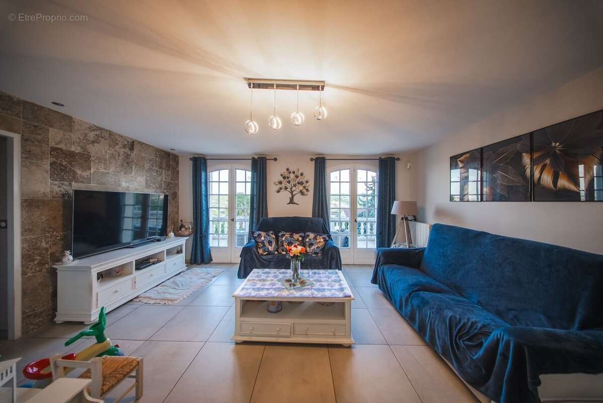 Maison 183 m² à Chanonat  - photo 9