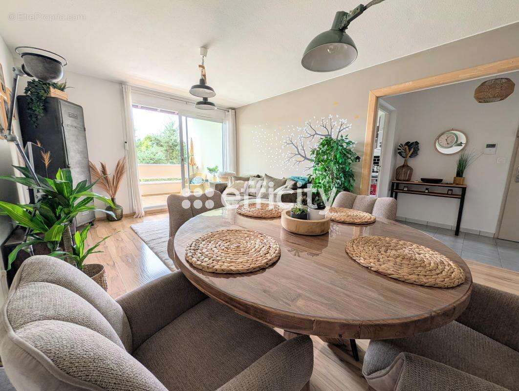 Appartement à BELLEGARDE-SUR-VALSERINE