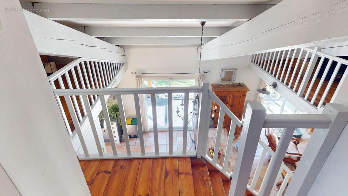 Maison à VILLELONGUE-DELS-MONTS