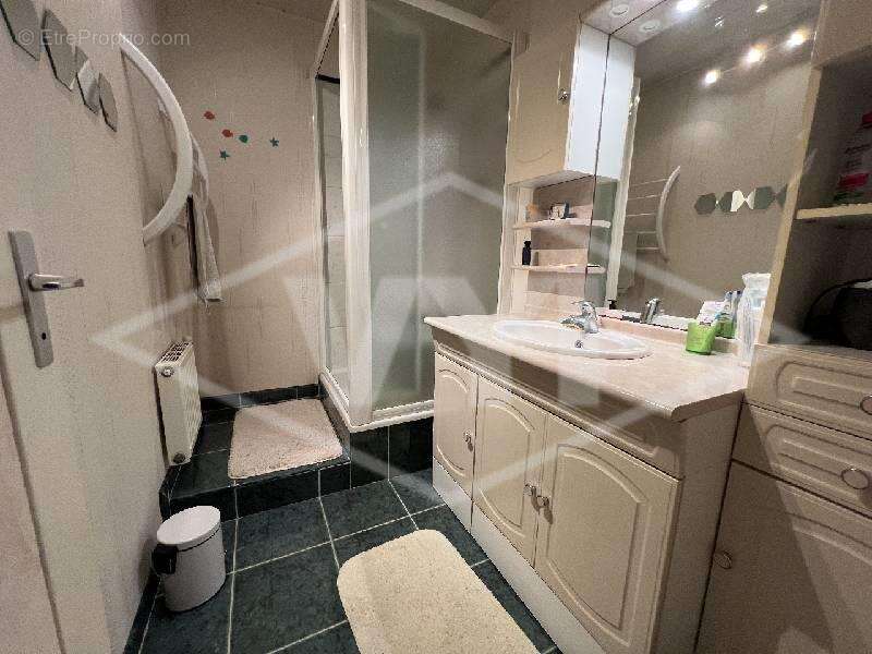Appartement à QUINCY-SOUS-SENART