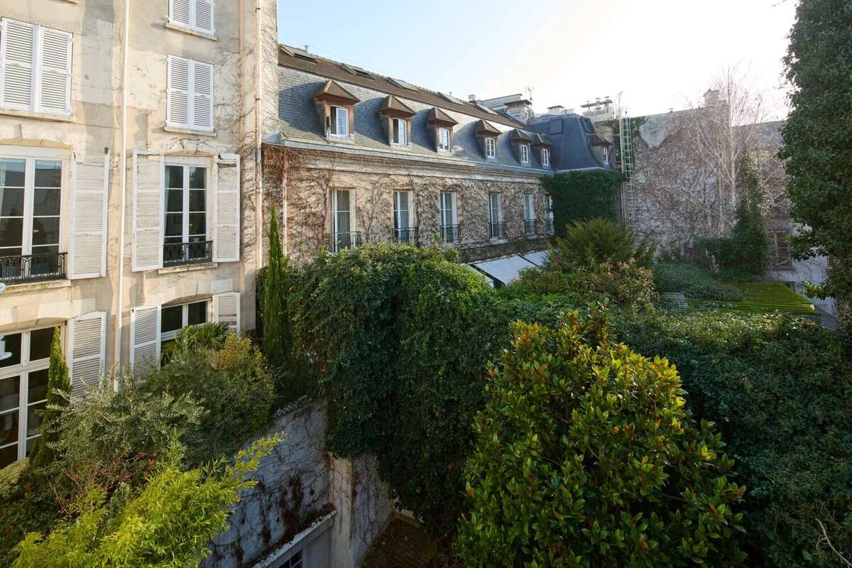 Appartement à paris 06