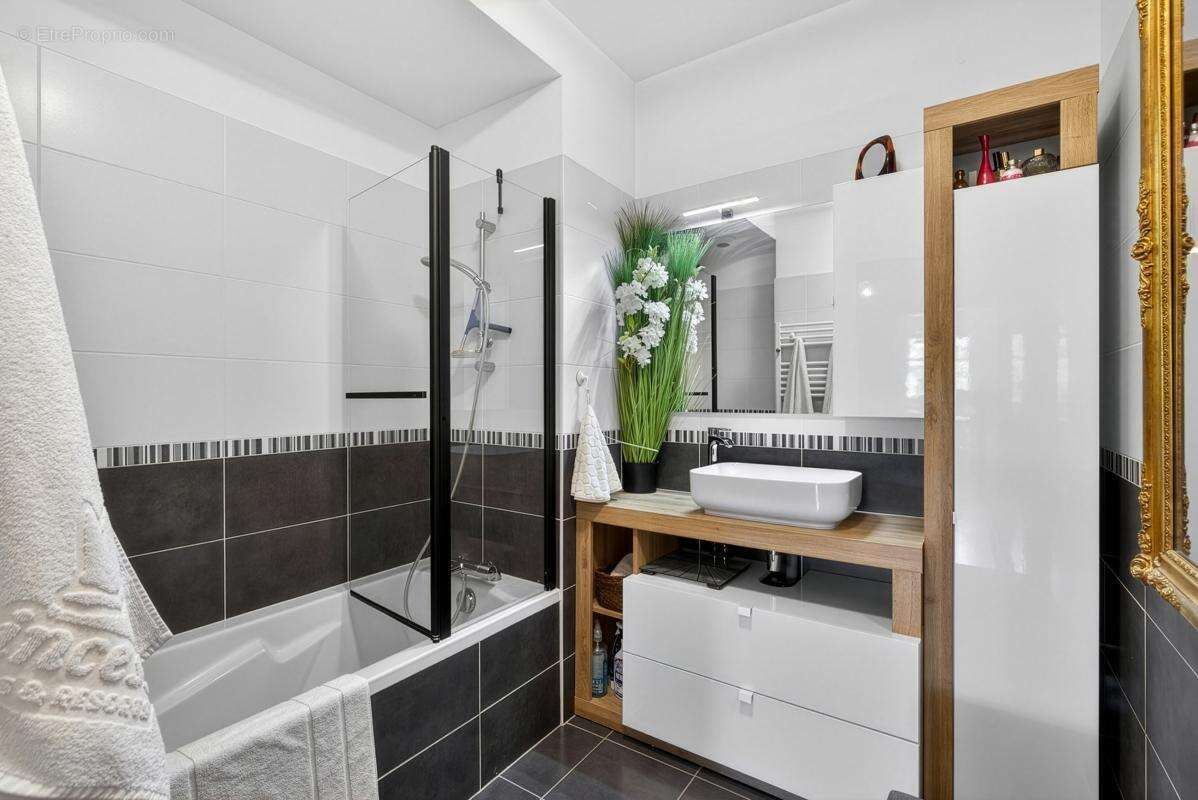 Appartement à AIX-LES-BAINS