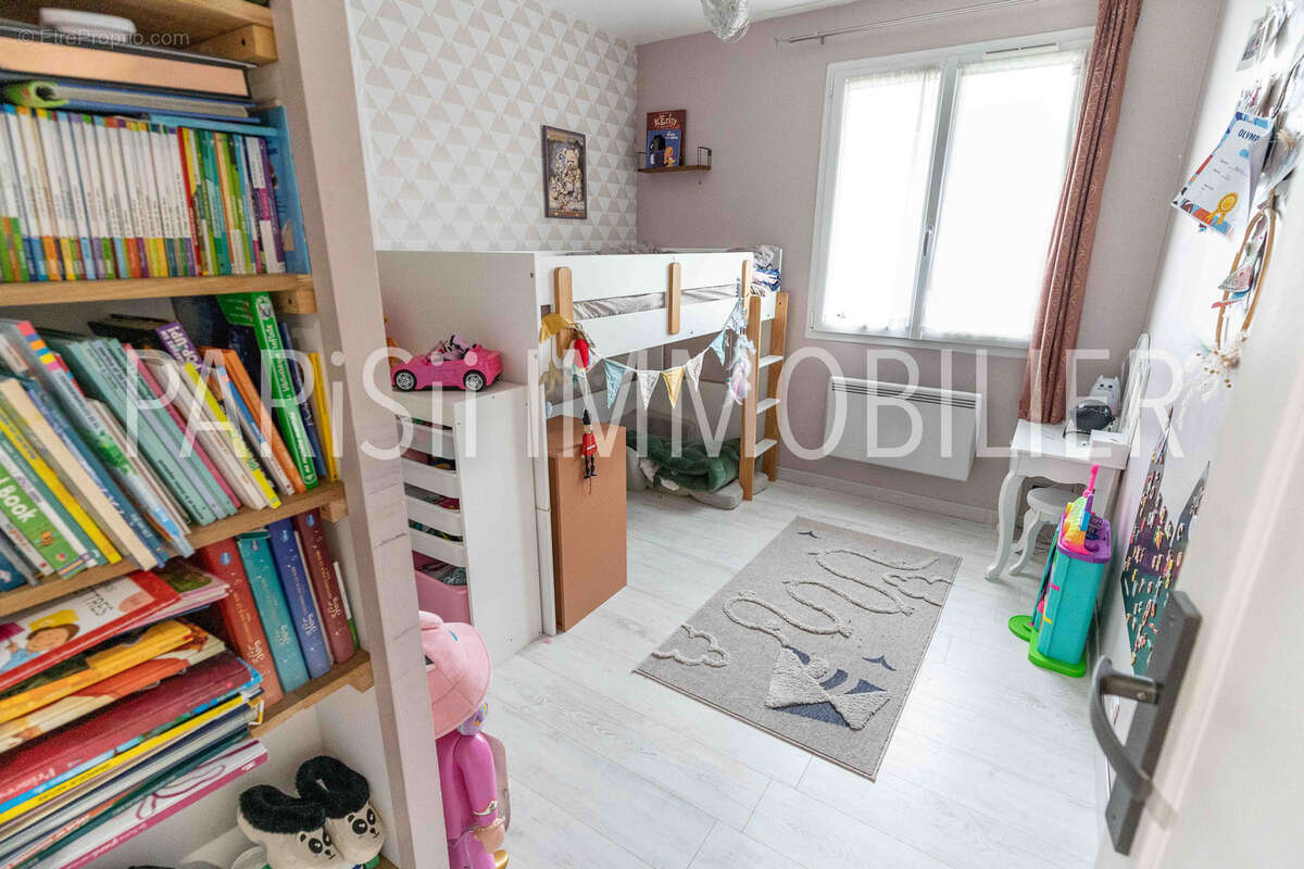 Maison à MONTIGNY-LES-CORMEILLES