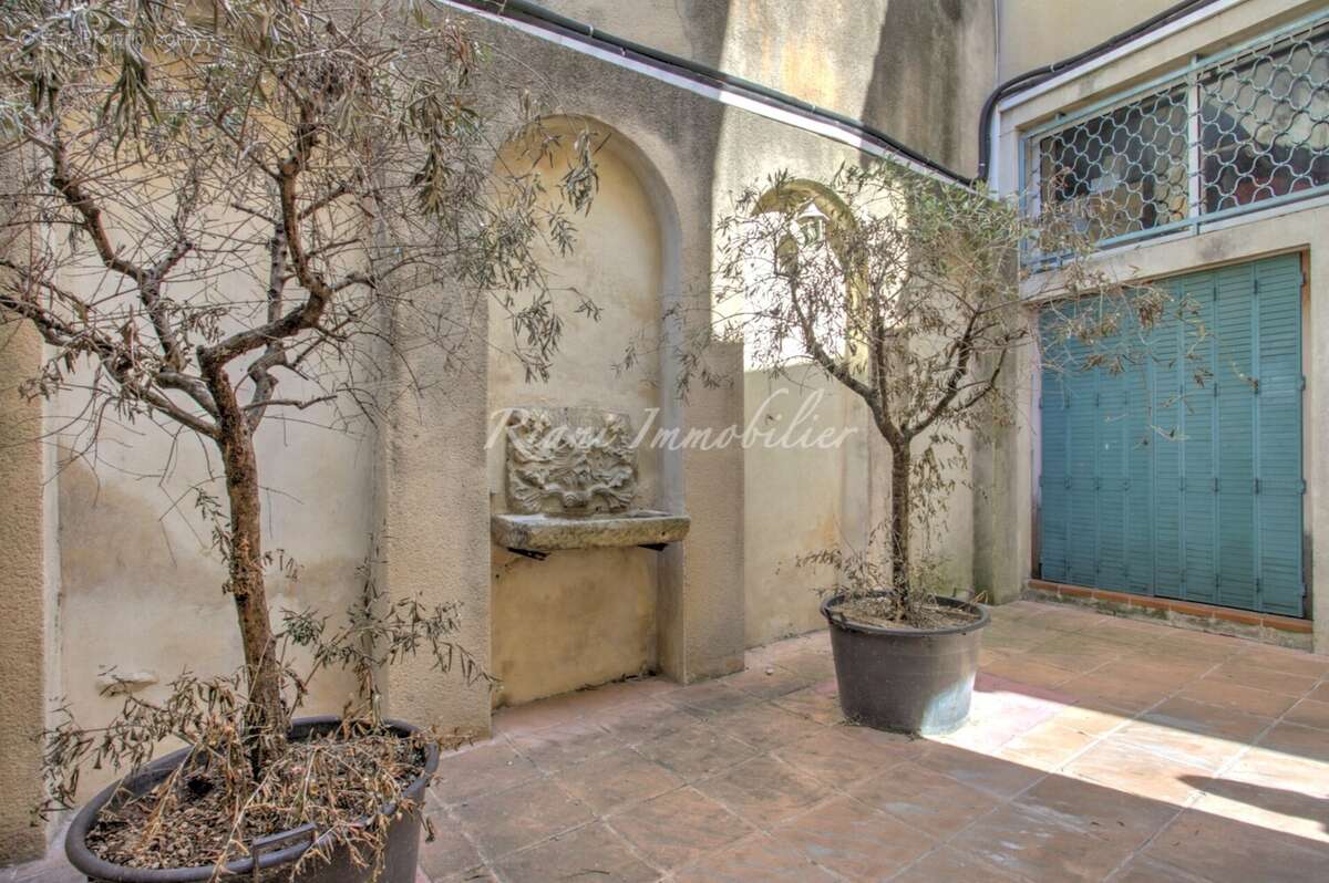 Appartement à L'ISLE-SUR-LA-SORGUE