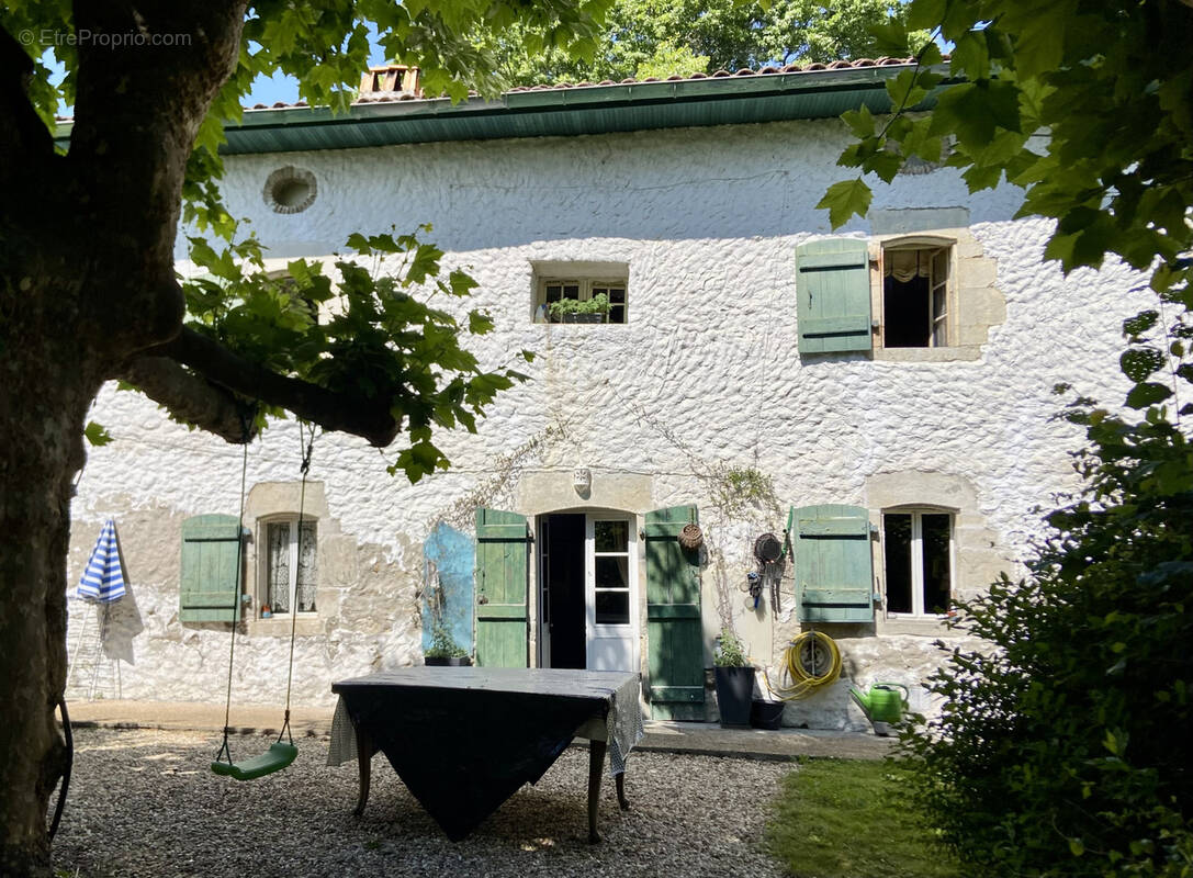 Maison à SAINT-MARTIN-DE-SEIGNANX