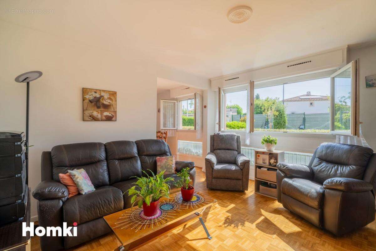 Appartement à MARSEILLE-12E