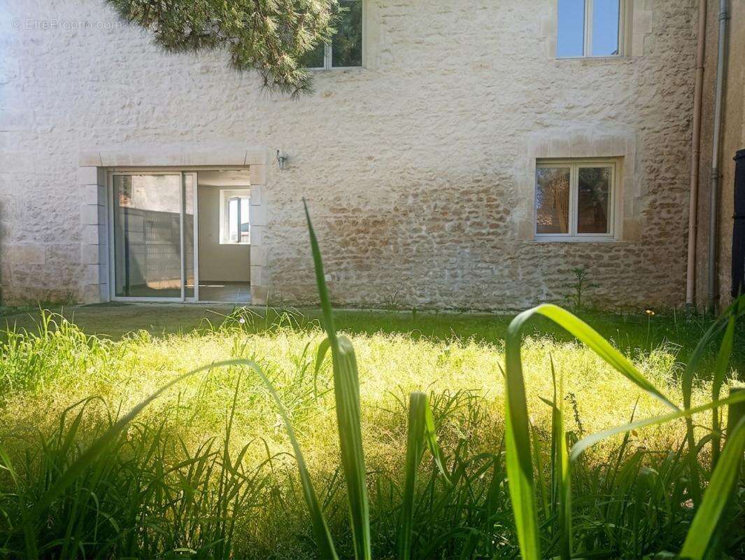 Maison à SAINT-SIGISMOND-DE-CLERMONT