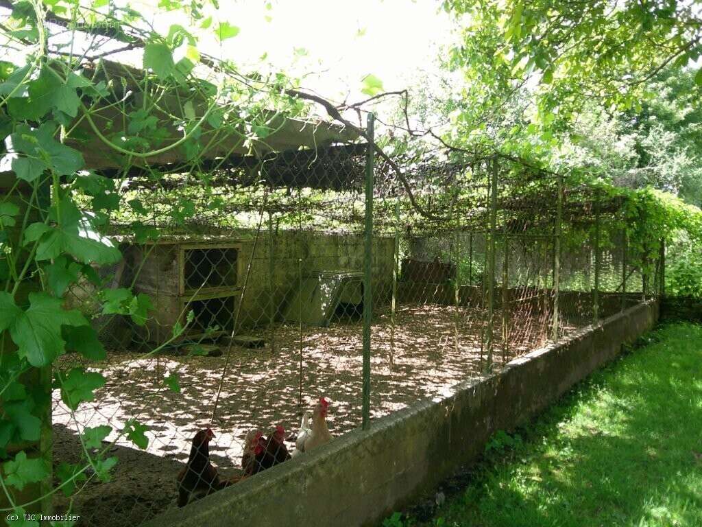 Maison à CHEF-BOUTONNE
