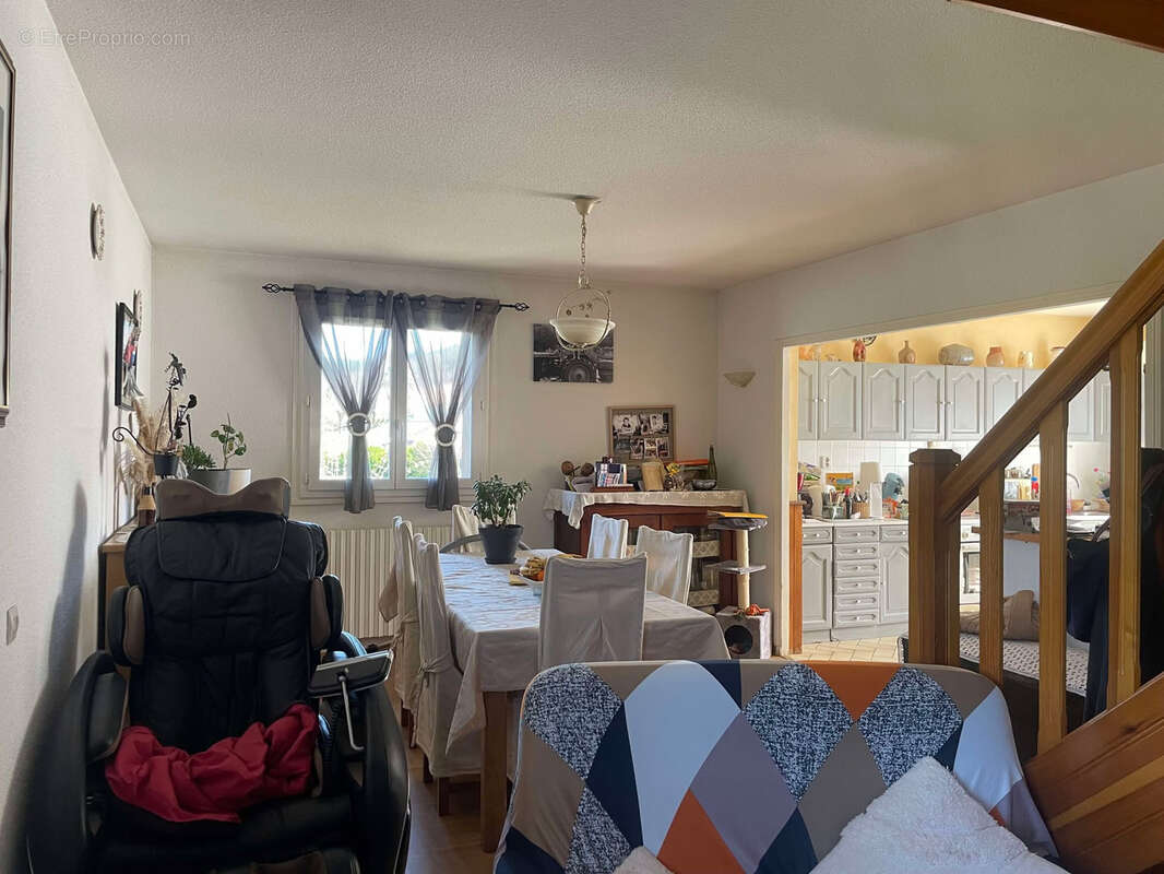 Maison à CHAUSSETERRE