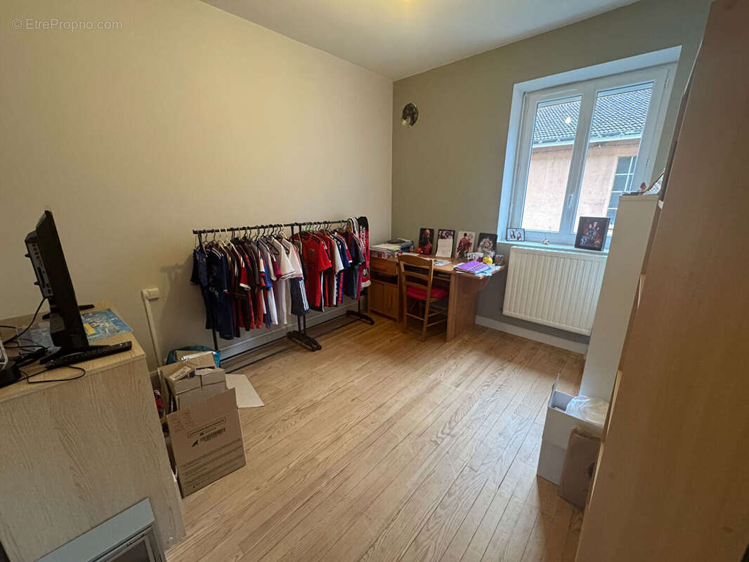 Appartement à THIZY