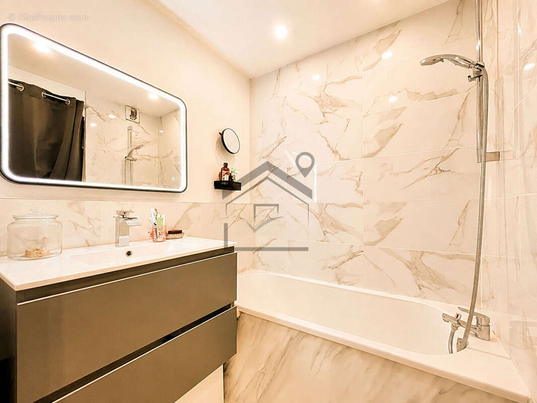 Appartement à MARIGNANE
