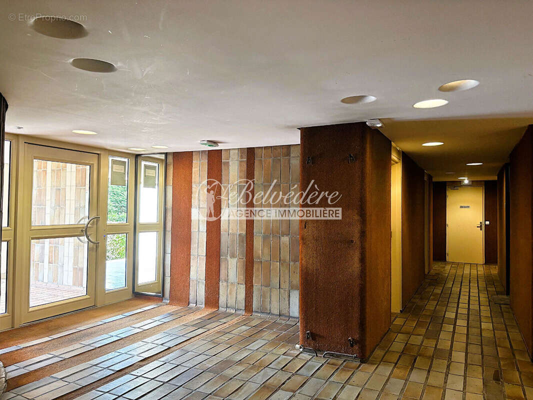 Appartement Saint Leu La Foret 3 pièce(s) 70m² - photo 2