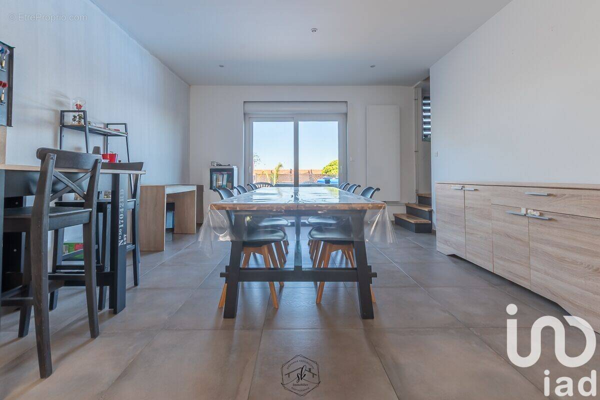 Photo 1 - Maison à MONTOIS-LA-MONTAGNE