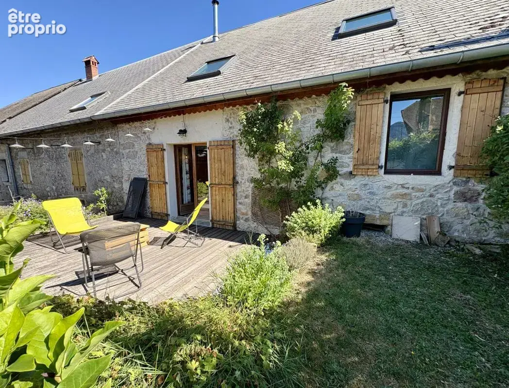 Maison 131 m² à Gruffy  - photo 4