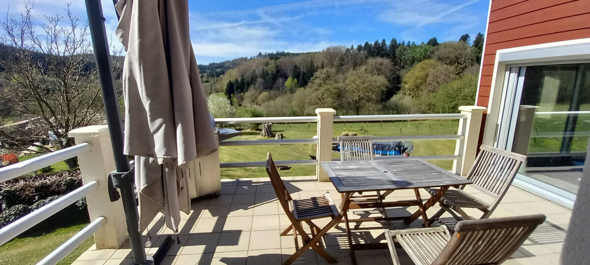 Maison à SAINTE-FEYRE